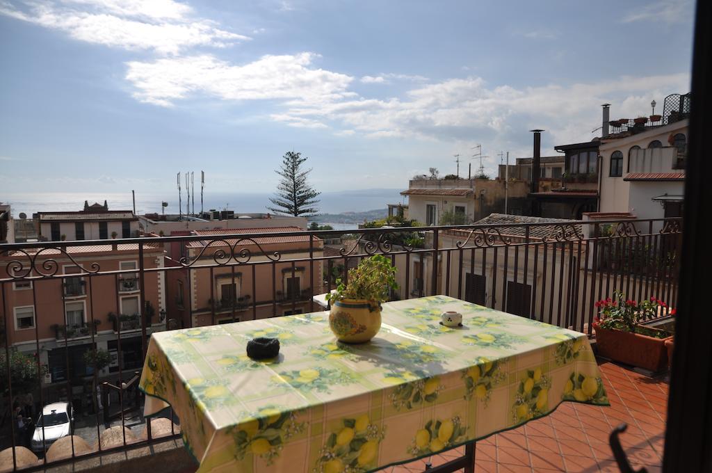 B&B Le 4 Fontane Таорміна Екстер'єр фото
