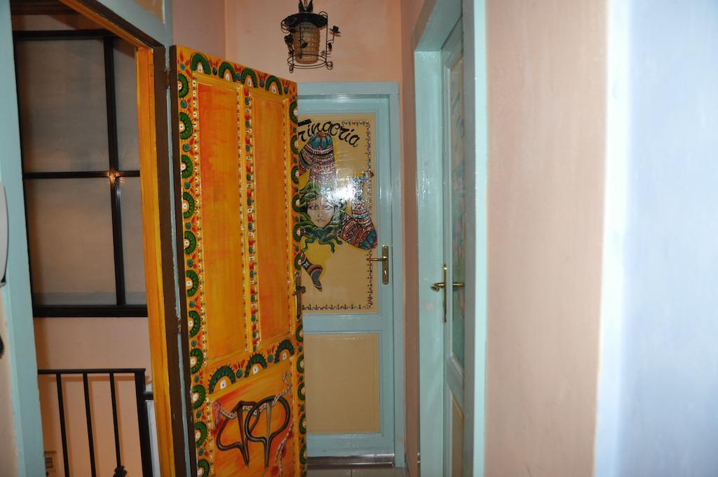 B&B Le 4 Fontane Таорміна Екстер'єр фото